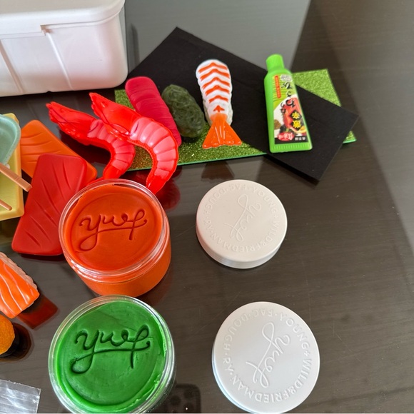 Young Wild & Friedman Sushi Play Set for Kids - Picture 4 of 5